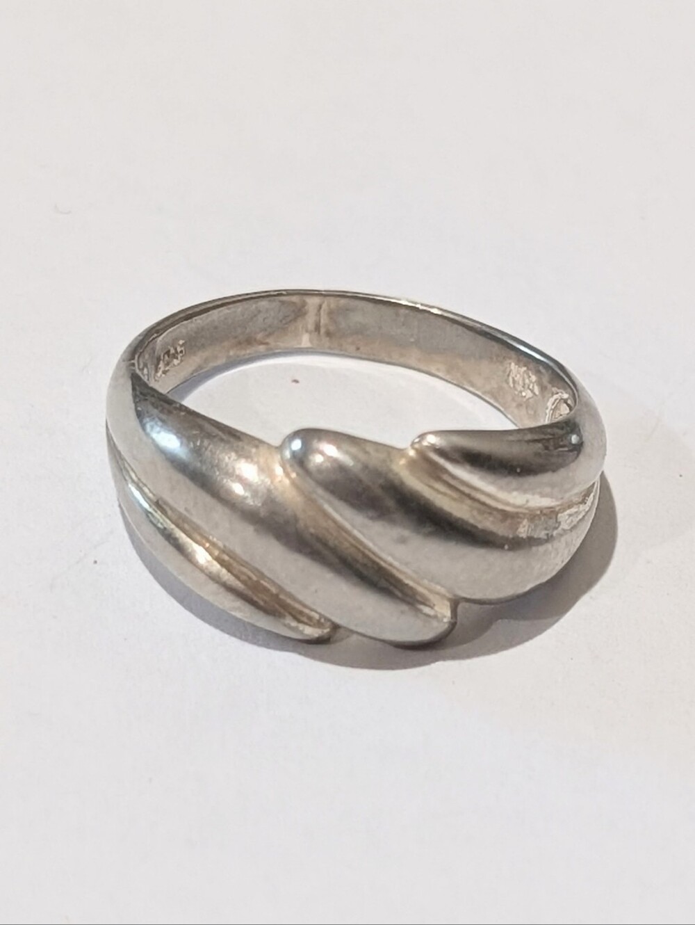 Vintage 925 Sterling Silver Wave Pattern Size 7.75 Ring Designer Signed NF 3.3gr